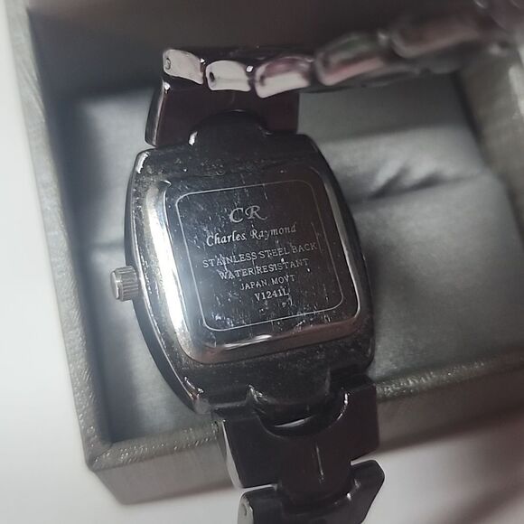 Charles Raymond Ladies Watch Two Tone Bracelet Black Dial V1251L *FOR PARTS* - Picture 4 of 5